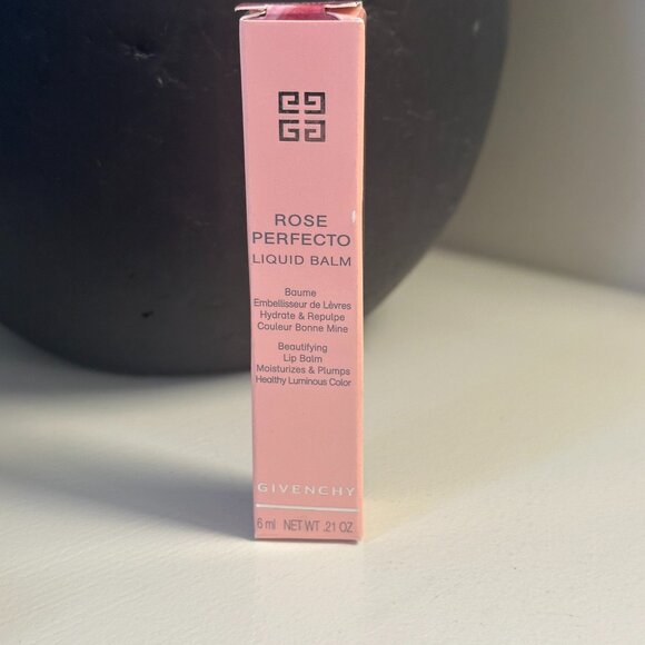 BNIB Givenchy Rose Perfecto Liquid Balm 210 Pink Nude - Picture 2 of 5
